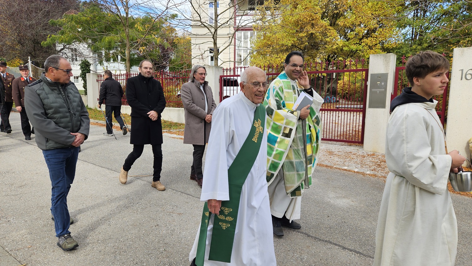 Nationalfeiertag 2025 / Nadja Hutter Prozession zum Kriegerdenkmal