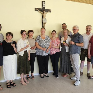 Gruppenbild Pfarrgemeinderat und Gratulanten