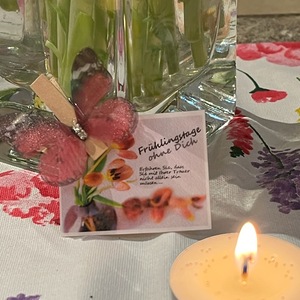 Kerze mit Schmetterling