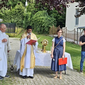2. Altar im Pfarrgarten